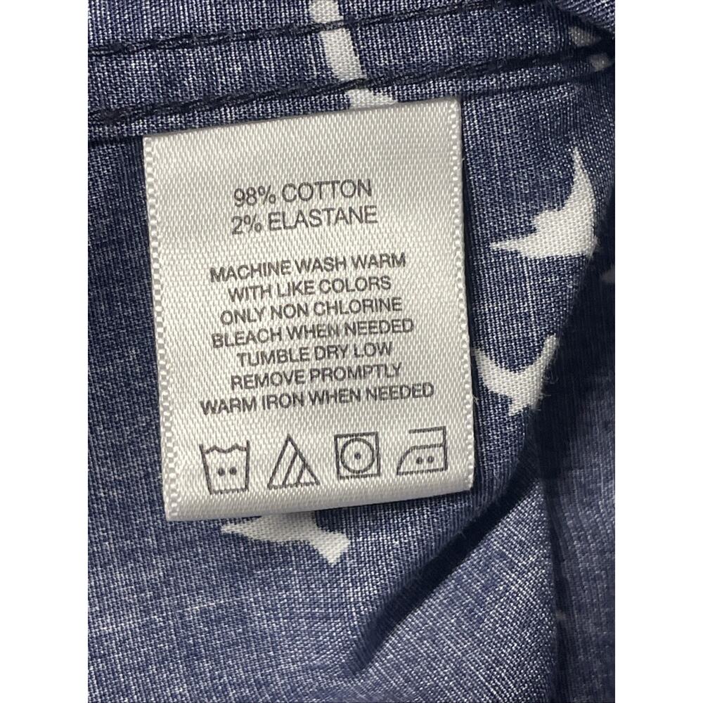 FOXCROFT NYC Easy Care - Size Large Button-up Top - Navy w/White Bird Pattern - Picture 4 of 5